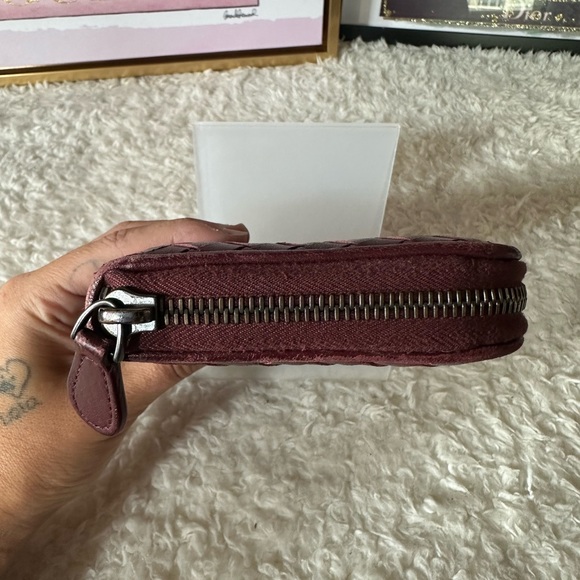 RARE Bottega Veneta Limted Edition Valentines Heart Intrecciato Long Wallet - Picture 7 of 11